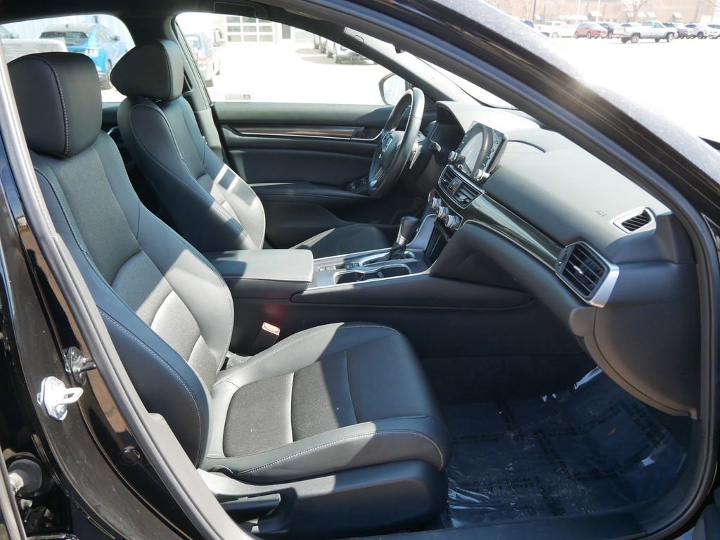 Used 2022 Honda Accord Sport image 12