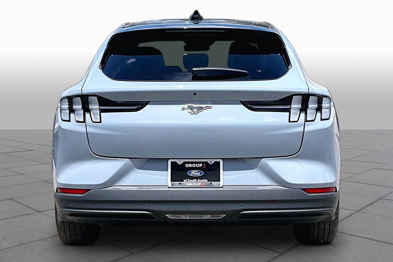 Certified 2025 Ford Mustang Mach-E Premium AWD/4WD image 4