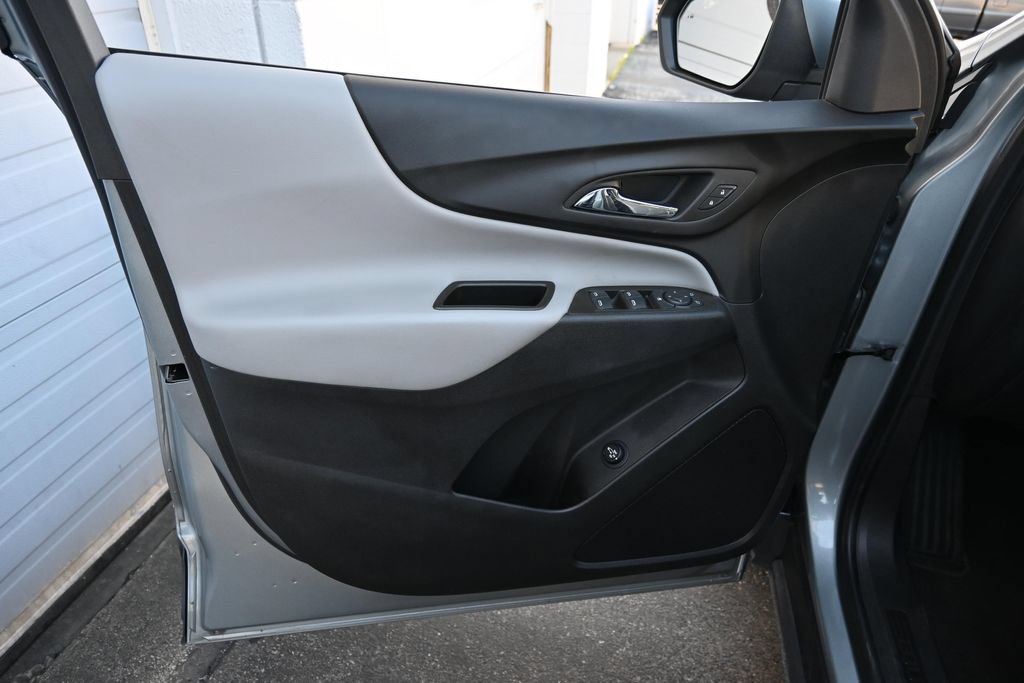 Used 2023 Chevrolet Equinox LT w/ Driver Convenience Package AWD/4WD image 20
