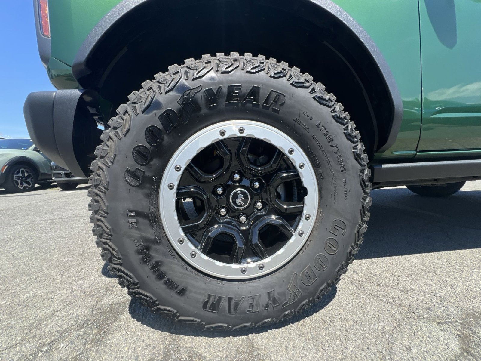 Certified 2023 Ford Bronco Badlands w/ Sasquatch Package AWD/4WD image 20