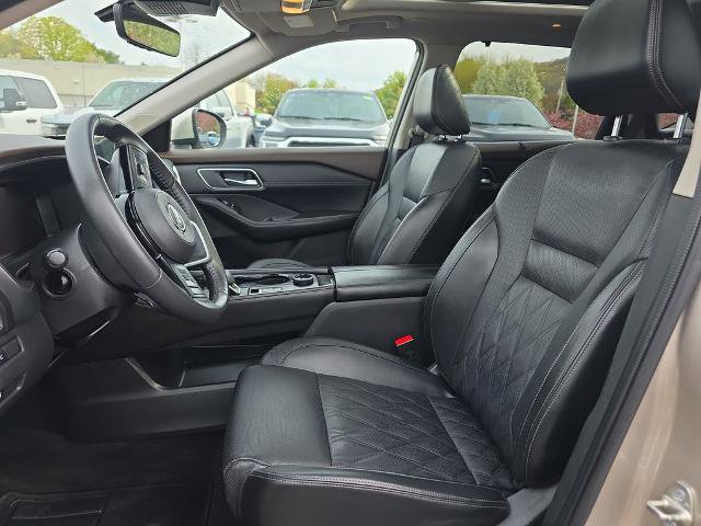 Used 2023 Nissan Rogue Platinum w/ Platinum Premium Package image 23