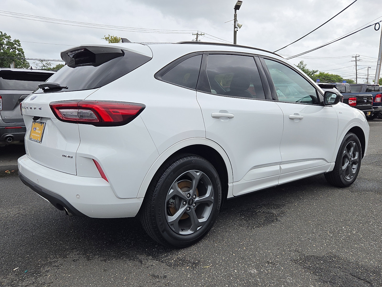Certified 2023 Ford Escape ST-Line w/ Tech Pack #1 AWD/4WD image 11