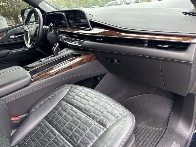 Used 2022 Cadillac Escalade Sport Platinum image 11