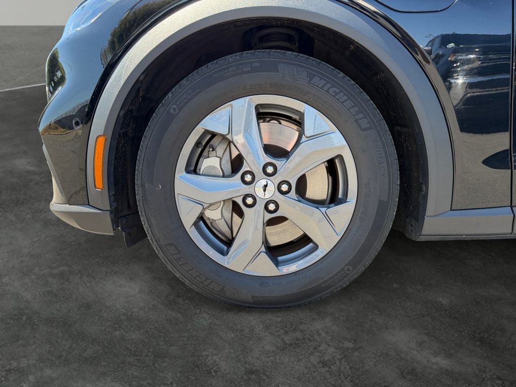 Certified 2023 Ford Mustang Mach-E Select AWD/4WD image 4