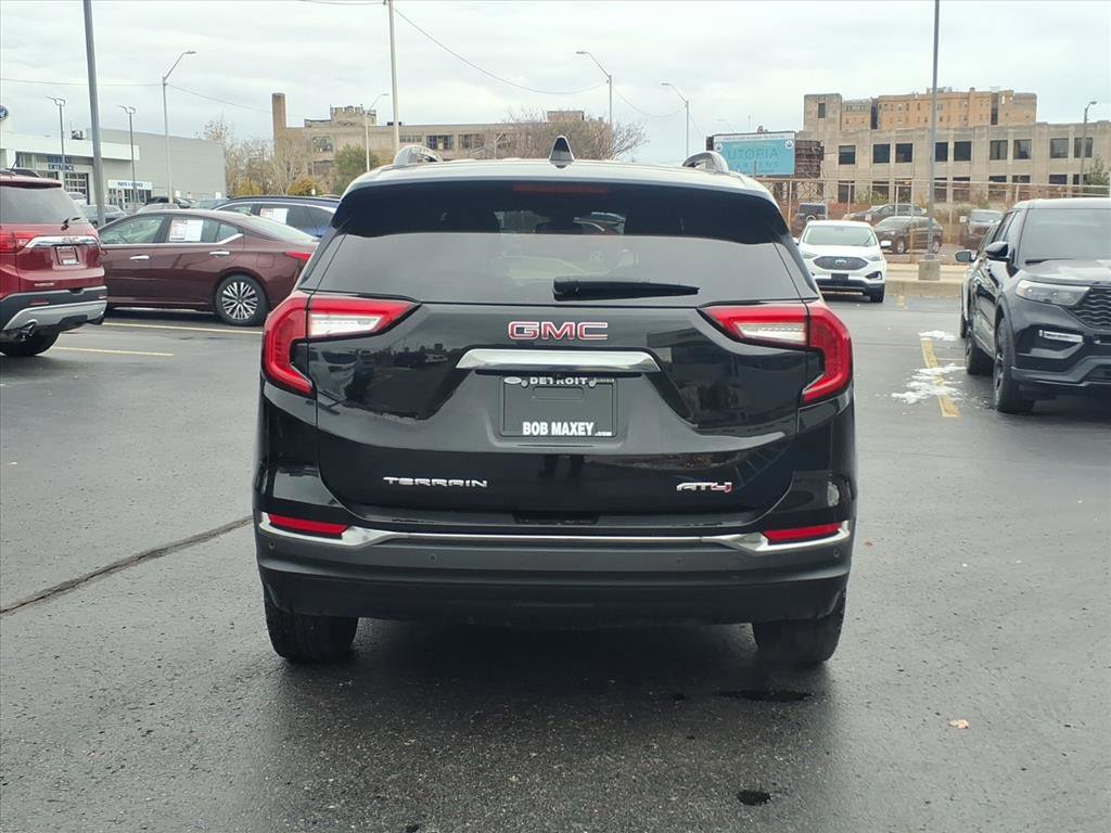 Used 2023 GMC Terrain AT4 w/ Tech Package image 3