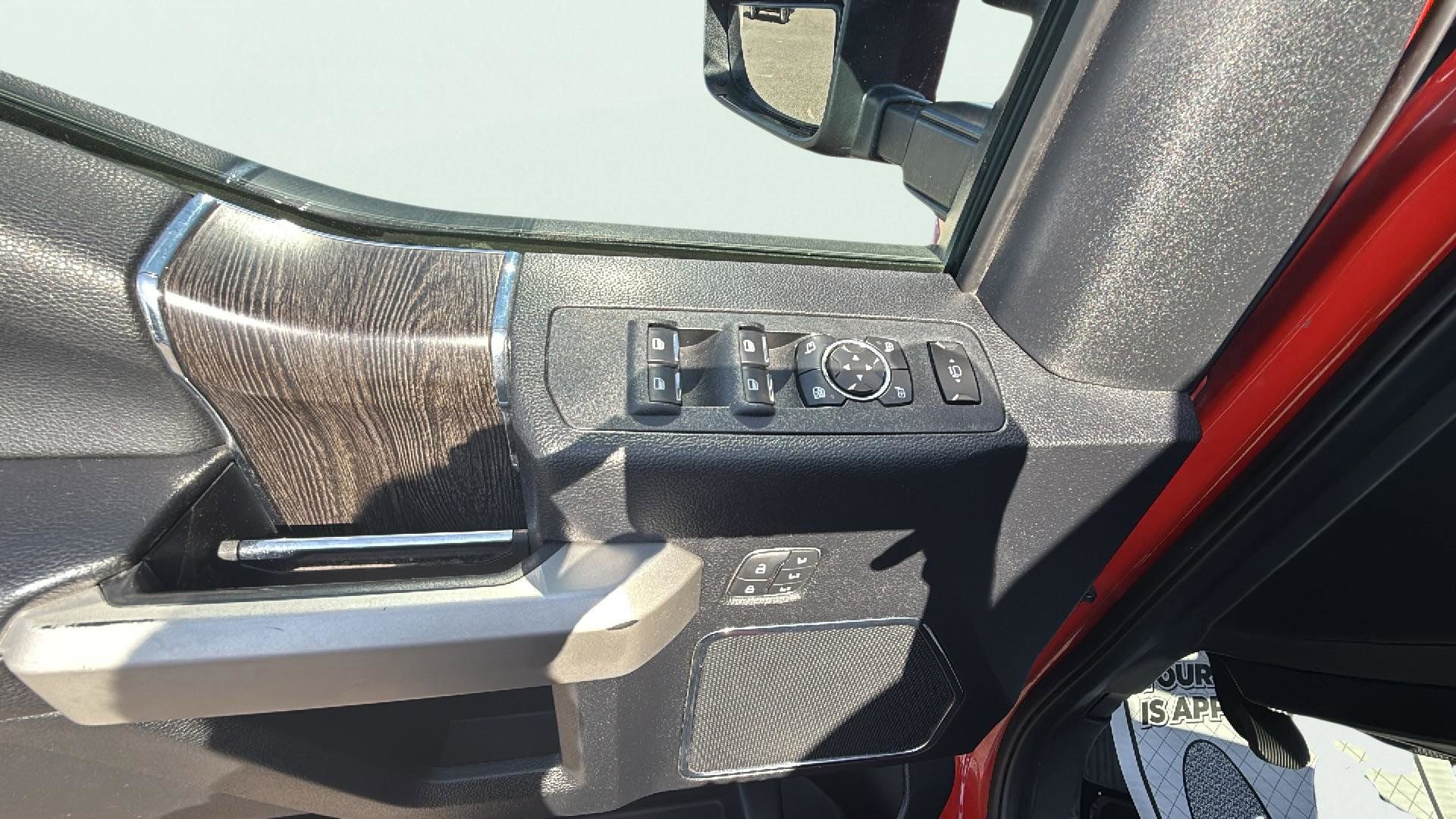 Certified 2020 Ford F250 Lariat w/ Tremor Off-Road Package image 18