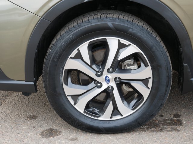 Used 2020 Subaru Outback Touring w/ Popular Package #2 image 10