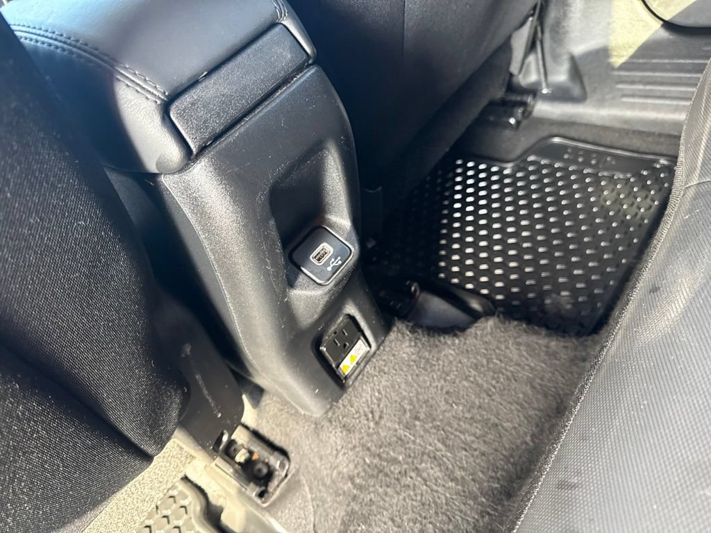 Used 2020 Jeep Renegade Altitude AWD/4WD image 30