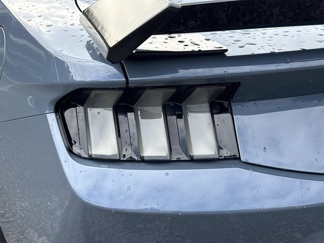 Certified 2025 Ford Mustang Coupe RWD image 11