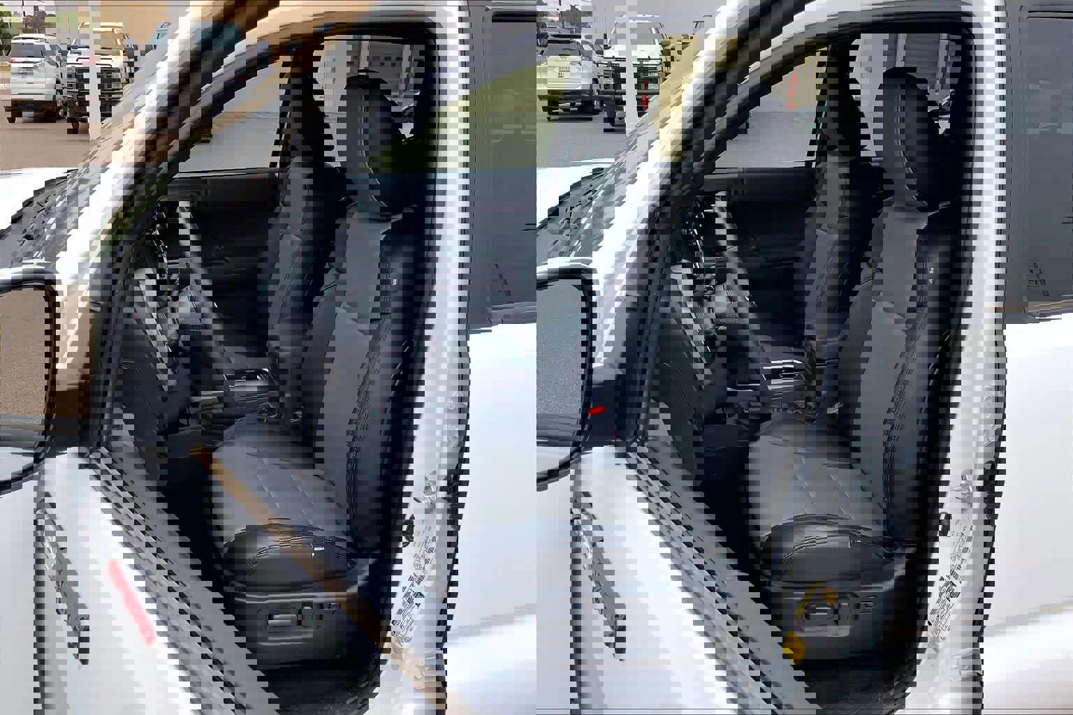 Used 2023 Toyota Tacoma TRD Sport w/ Technology Package image 10