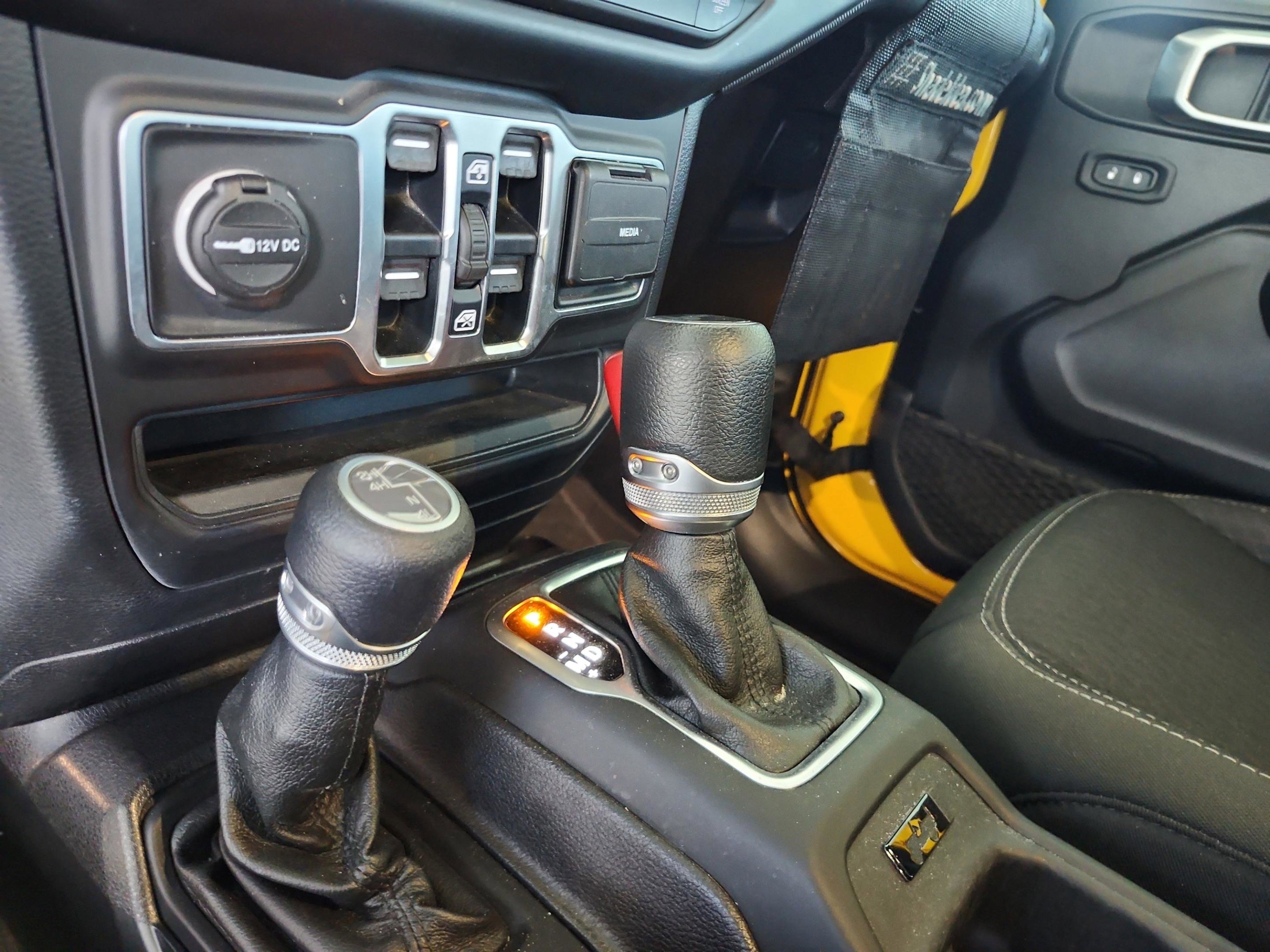 Used 2021 Jeep Wrangler Unlimited Sport AWD/4WD image 14