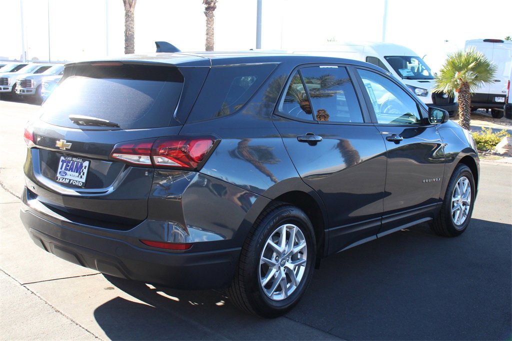Used 2022 Chevrolet Equinox LS image 8