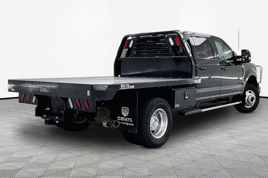 Certified 2021 Ford F350 Lariat w/ Lariat Value Package AWD/4WD image 2