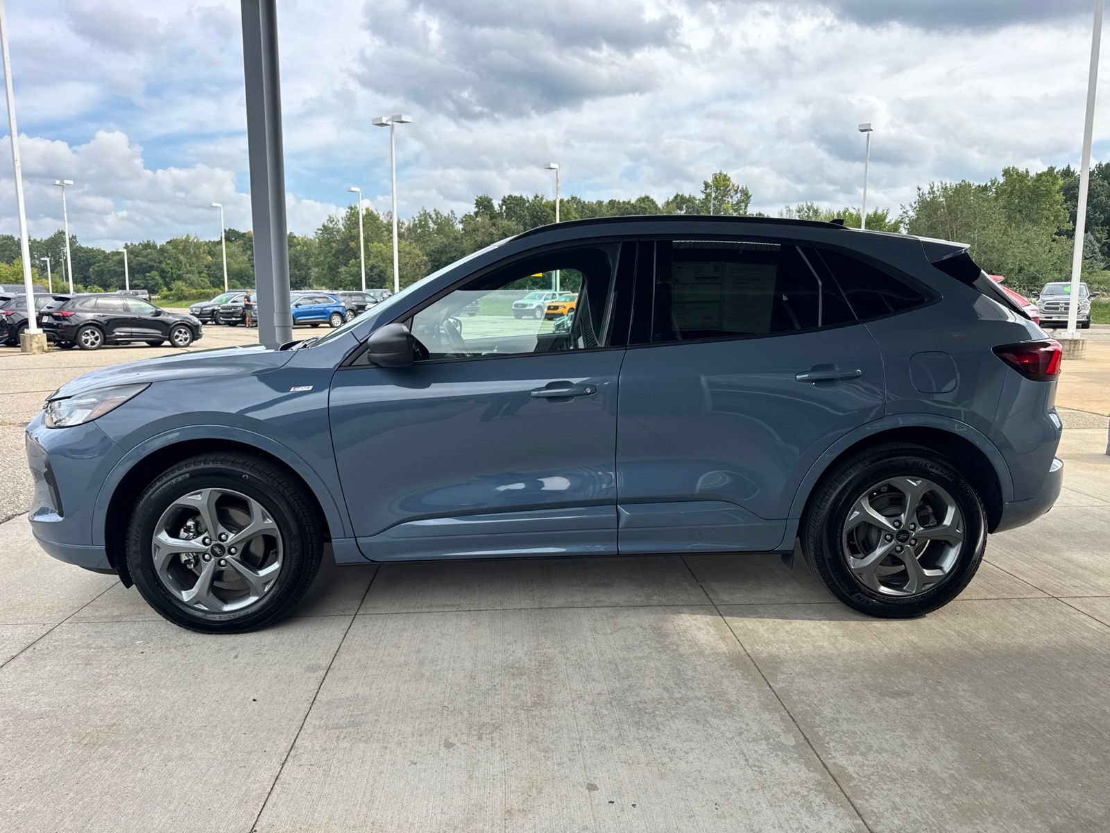 Certified 2024 Ford Escape ST-Line w/ Tech Pack #1 AWD/4WD image 4