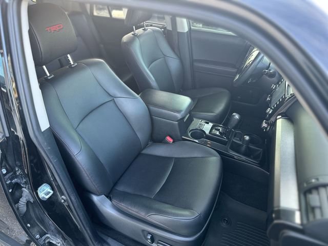 Used 2021 Toyota 4Runner Venture image 27