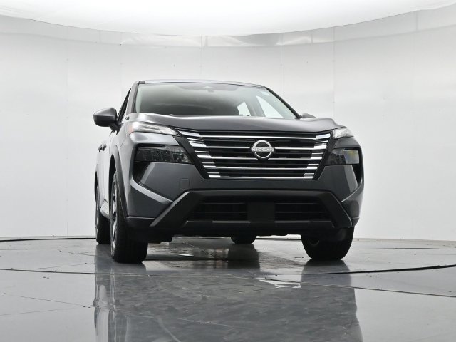 Used 2025 Nissan Rogue SV FWD image 35