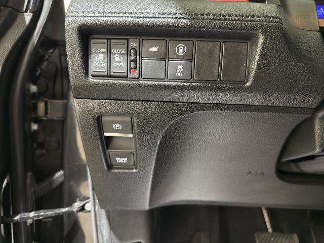 Used 2024 Honda Odyssey Sport image 18