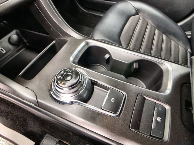 Certified 2018 Ford Fusion SE w/ Equipment Group 201A FWD image 19