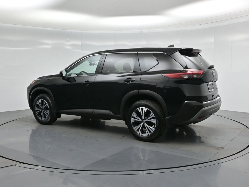 Used 2021 Nissan Rogue SV image 15