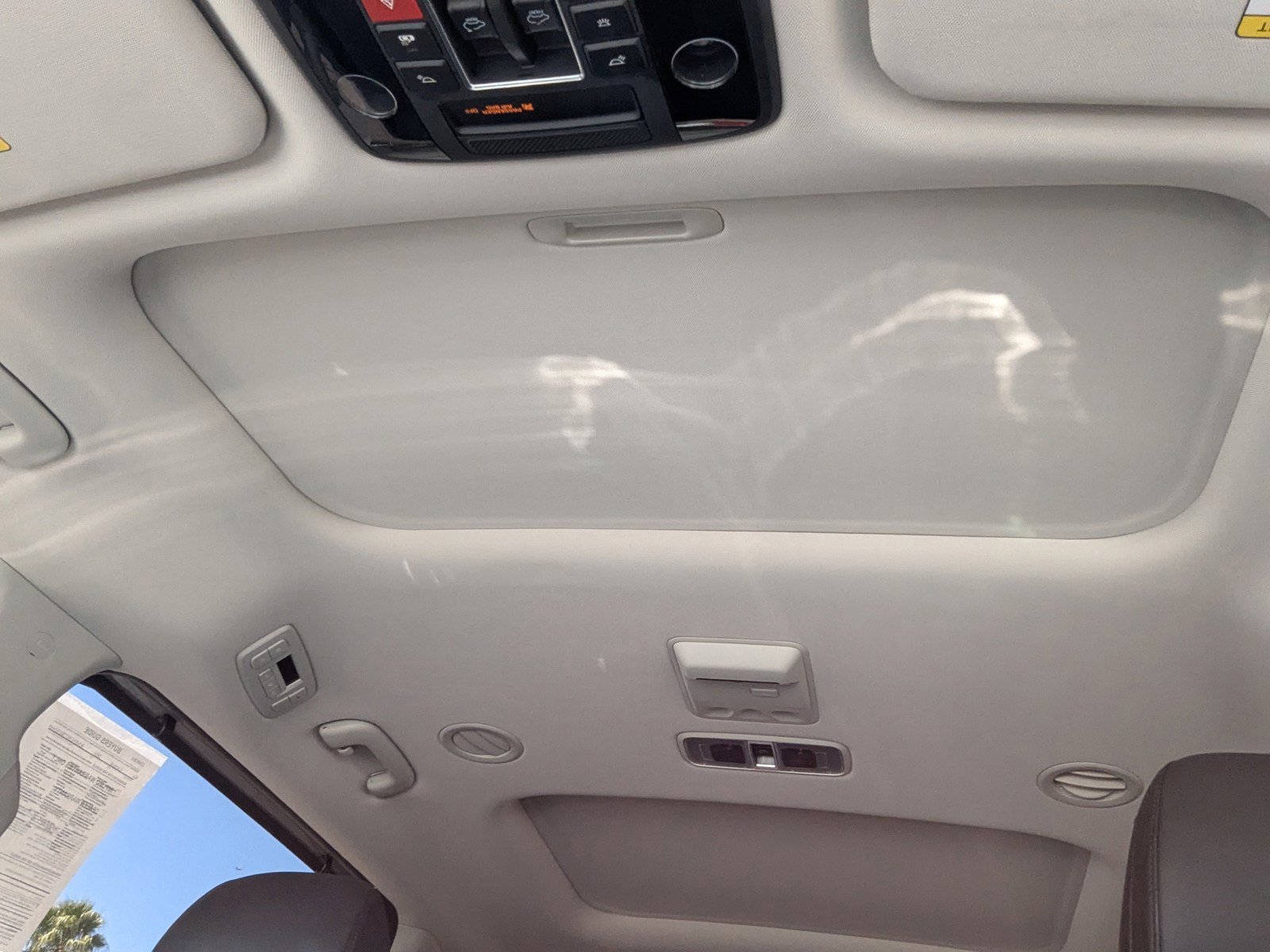 Used 2024 Kia Carnival SX Prestige FWD image 12