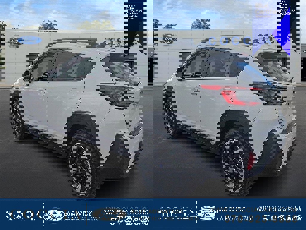 Used 2024 Subaru Crosstrek 2.5i Limited w/ Crosstrek Mirror Package image 3