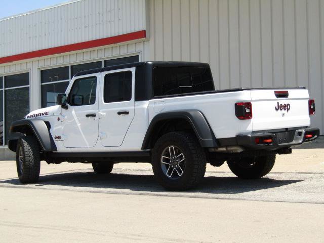 Used 2024 Jeep Gladiator Mojave AWD/4WD image 10