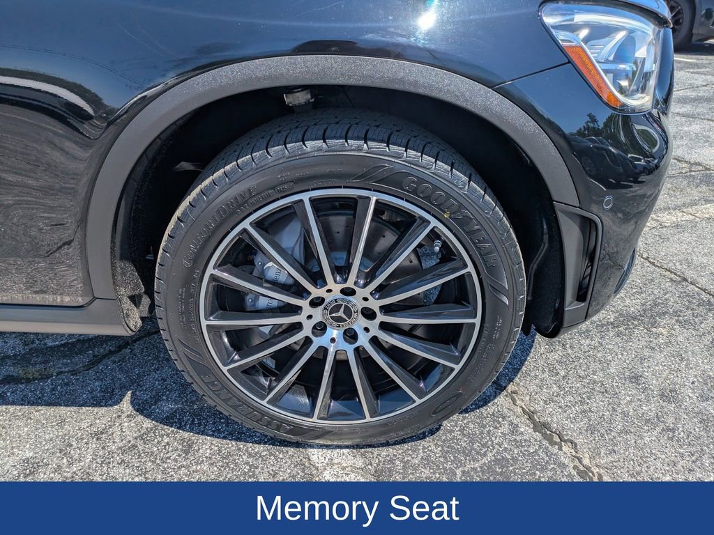 Used 2022 Mercedes-Benz GLC 300 image 13