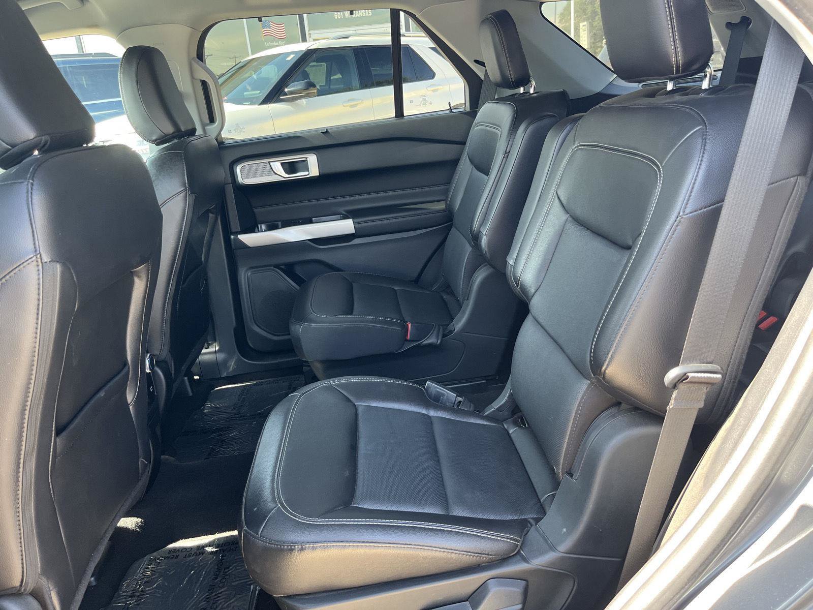 Certified 2022 Ford Explorer Limited w/ Equipment Group 301A RWD image 11