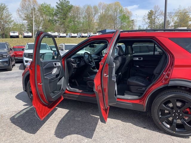 Certified 2023 Ford Explorer ST w/ Equipment Group 401A AWD/4WD image 17