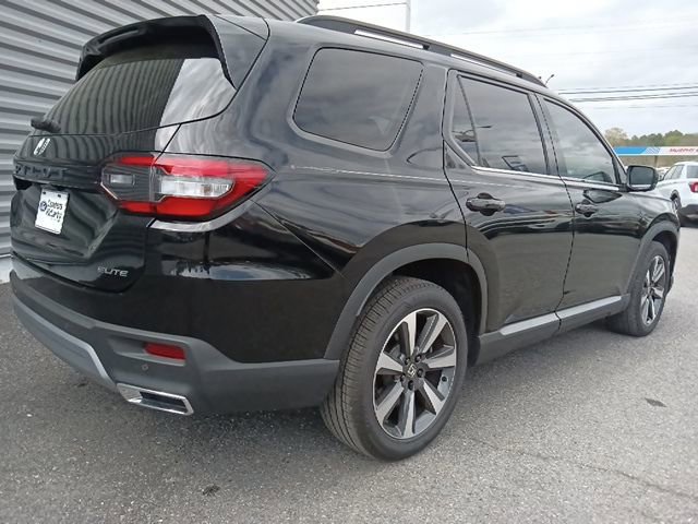 Used 2023 Honda Pilot Elite image 5