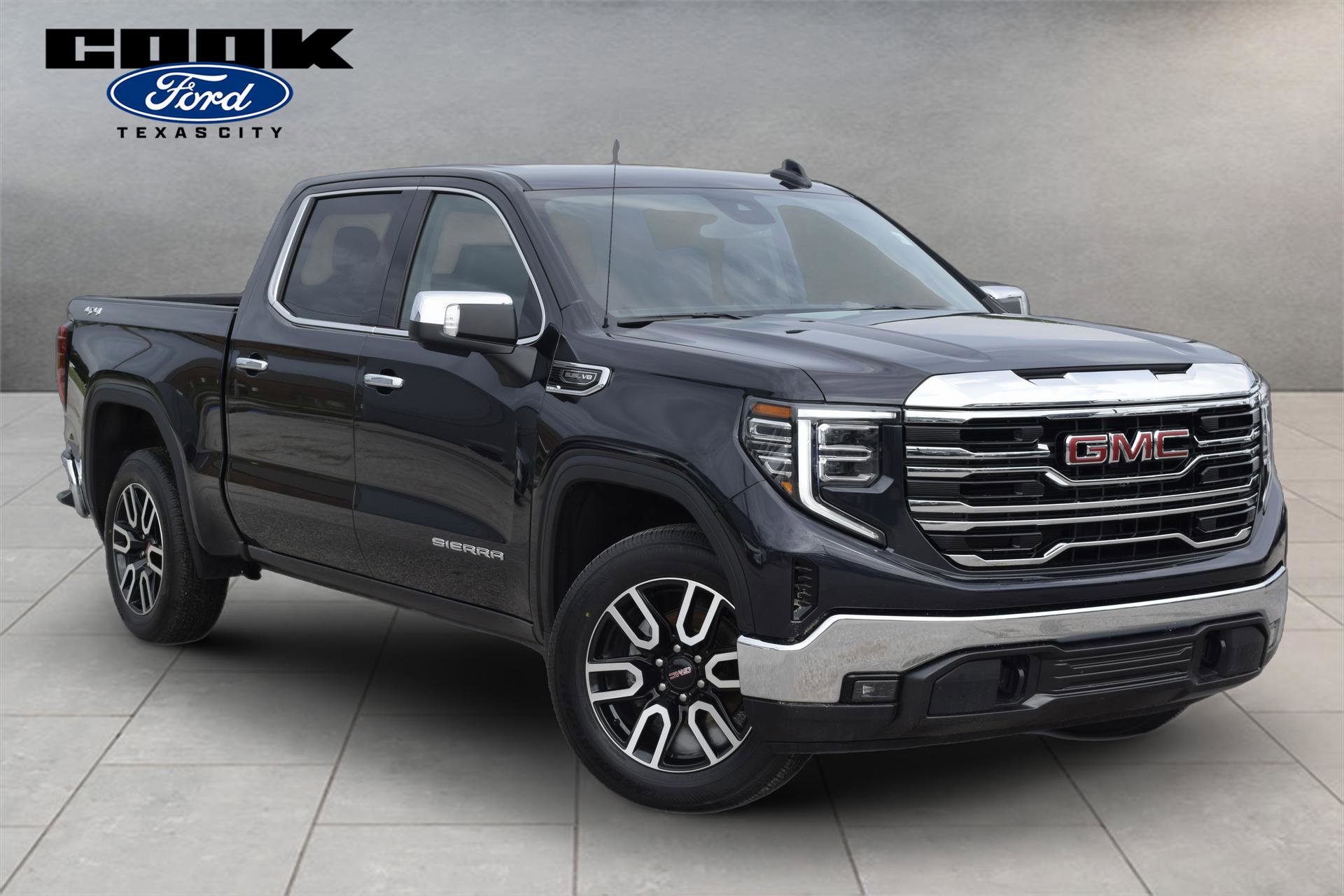 Used 2026 GMC Sierra 1500 SLT AWD/4WD image 2