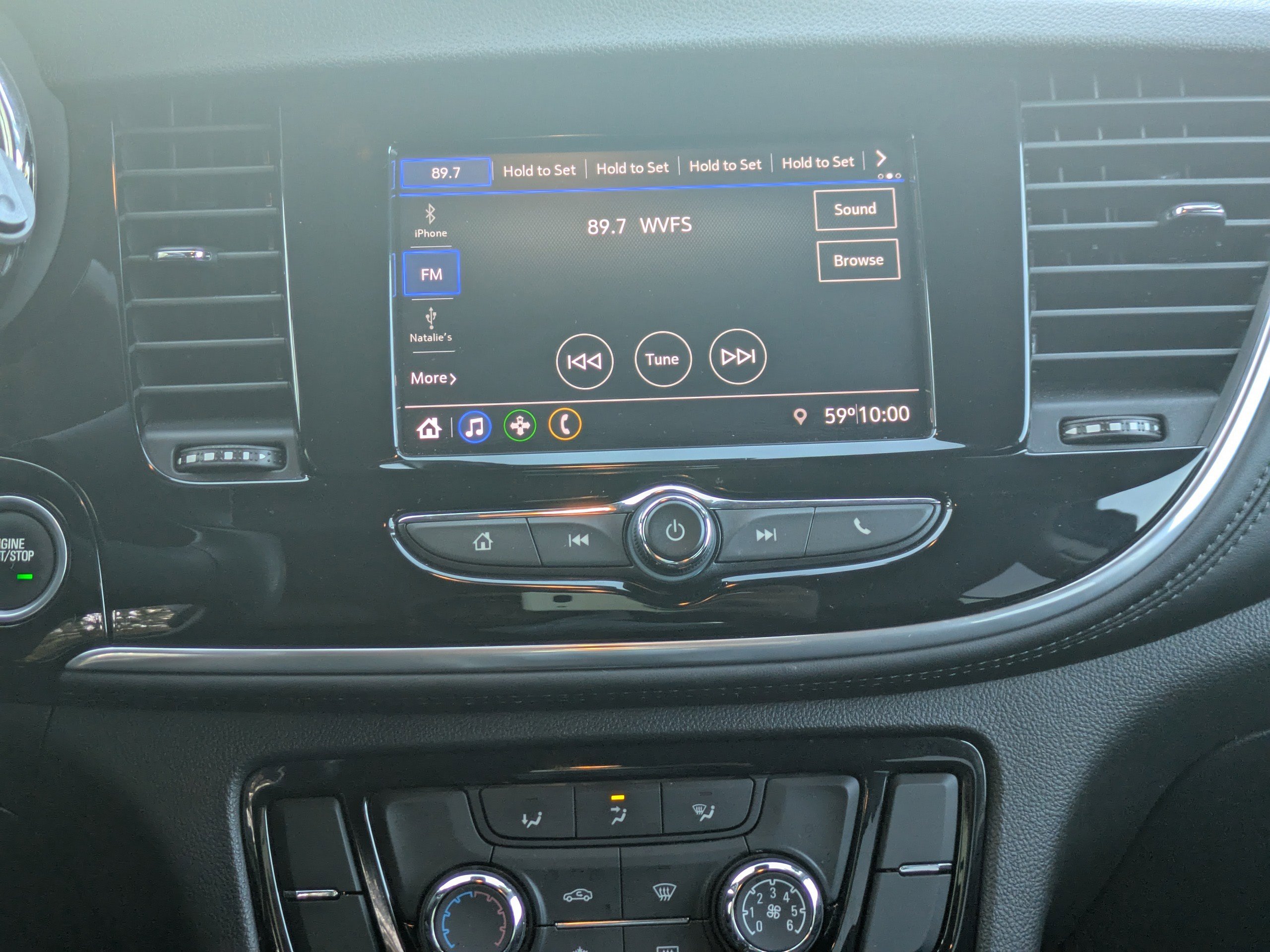 Used 2022 Buick Encore Preferred w/ Safety Package image 17