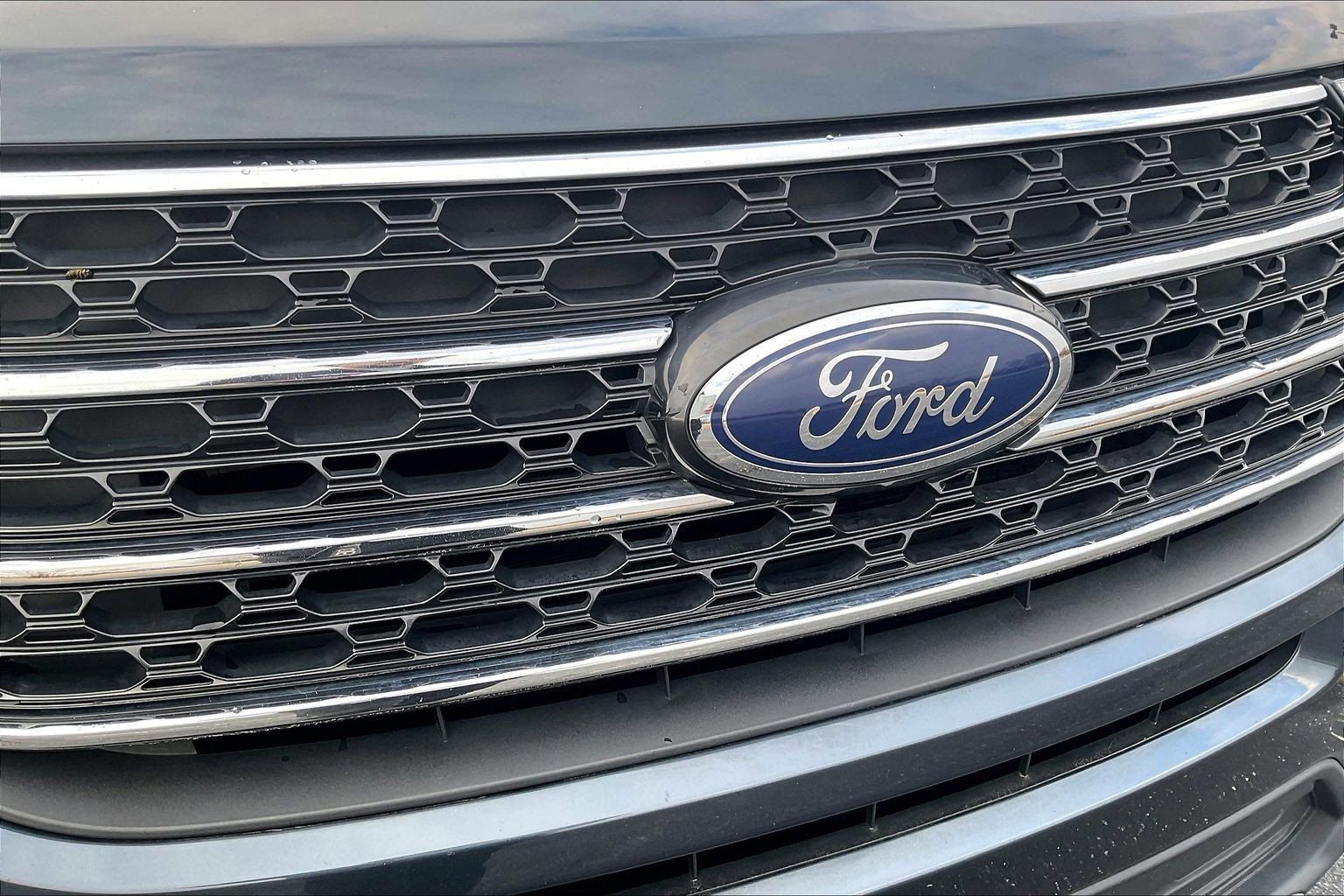 Certified 2023 Ford Explorer XLT w/ Equipment Group 202A image 27