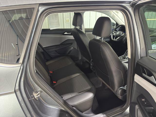 Used 2022 Volkswagen Taos SE AWD/4WD image 30