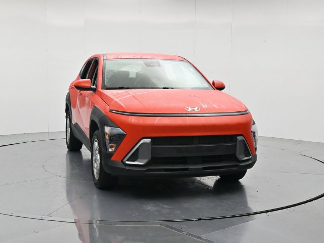 Used 2025 Hyundai Kona SE AWD/4WD image 4
