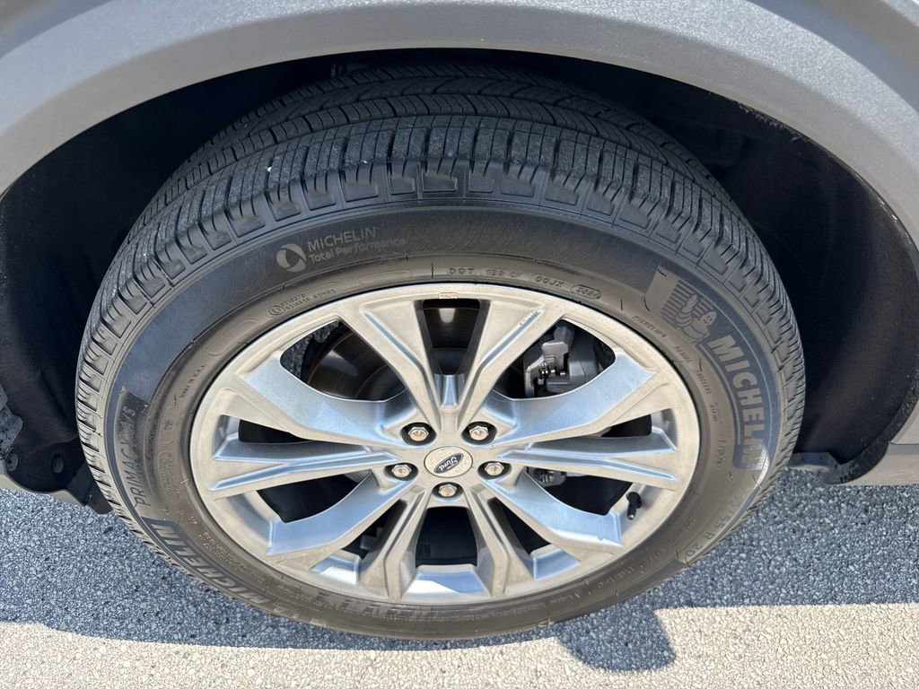 Certified 2024 Ford Explorer XLT w/ Equipment Group 202A image 12