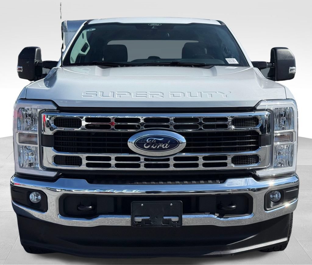 Certified 2025 Ford F250 XLT AWD/4WD image 10