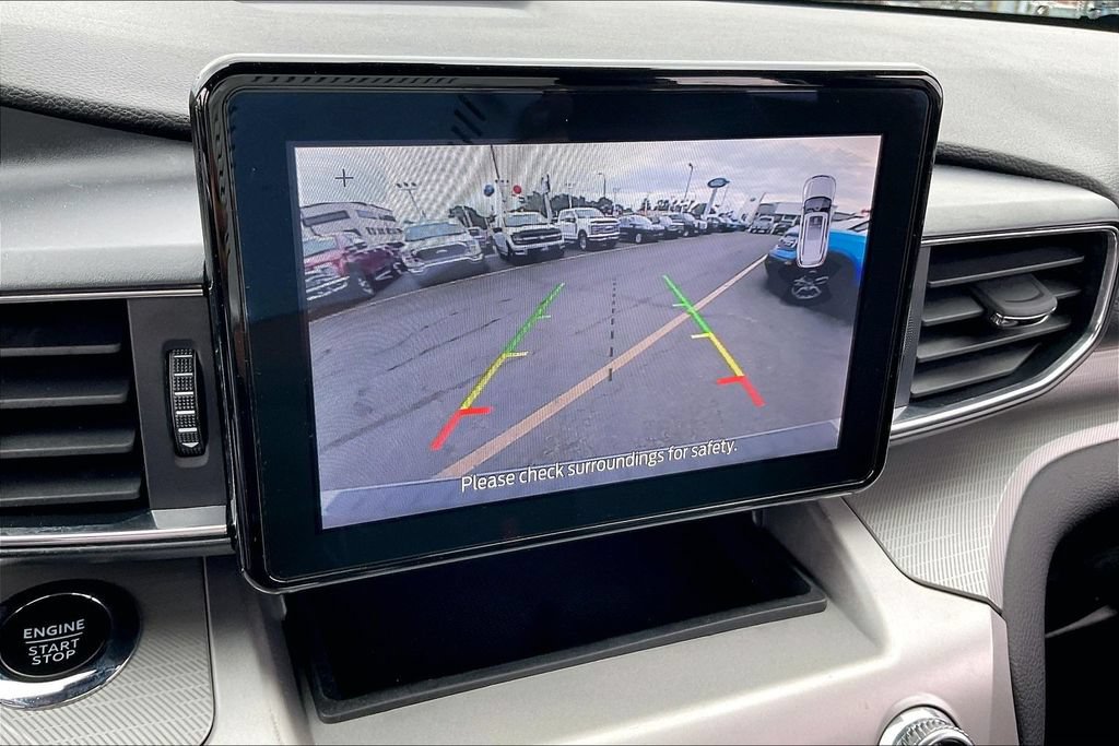 Certified 2022 Ford Explorer XLT w/ Equipment Group 202A AWD/4WD image 20