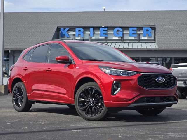 Certified 2023 Ford Escape ST-Line Elite w/ Premium Technology Package AWD/4WD image 2