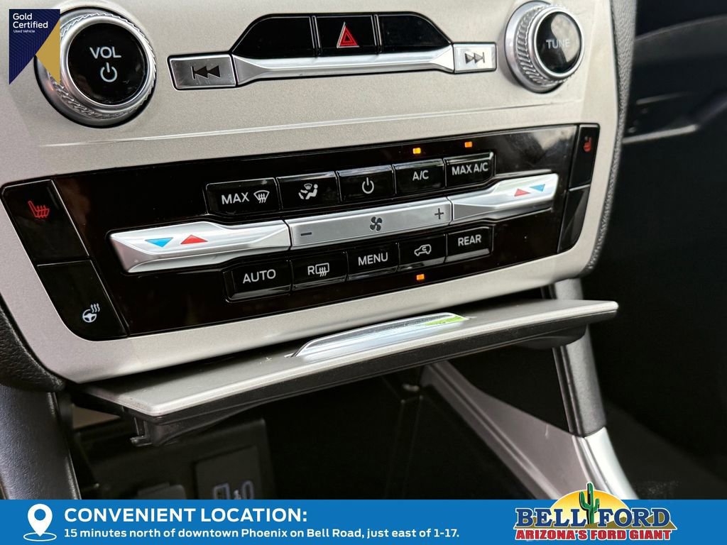 Certified 2022 Ford Explorer XLT w/ Equipment Group 202A image 25