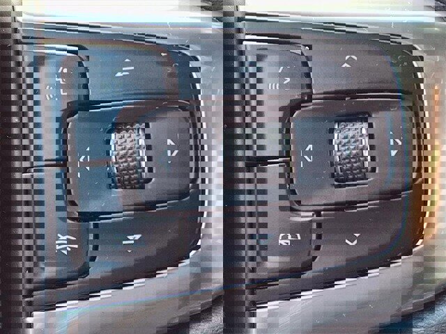 Used 2019 Chevrolet Blazer LT image 22