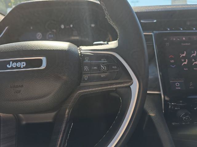 Used 2023 Jeep Grand Cherokee Limited AWD/4WD image 29