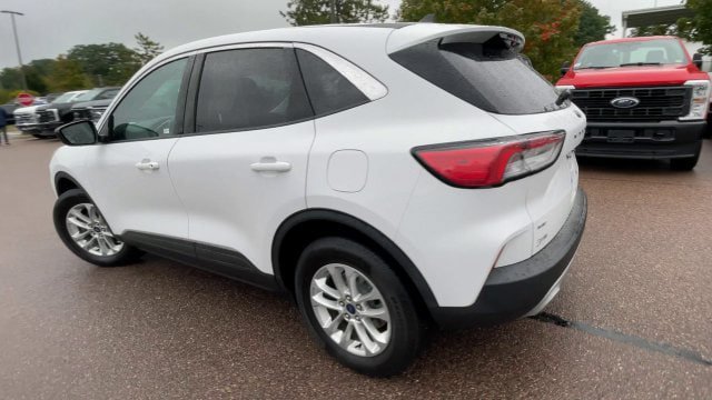 Certified 2022 Ford Escape SE w/ Convenience Package AWD/4WD image 4