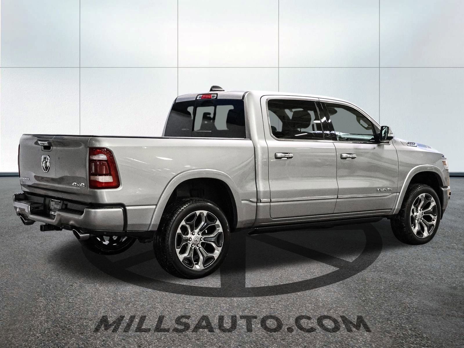 Used 2020 RAM 1500 Limited image 6