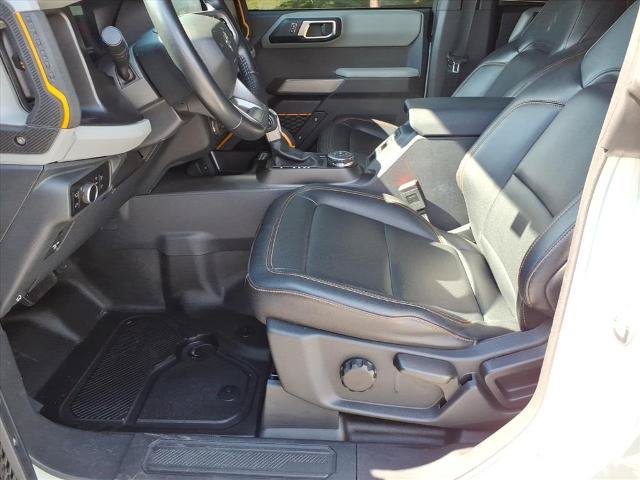Certified 2023 Ford Bronco Badlands w/ Sasquatch Package AWD/4WD image 8