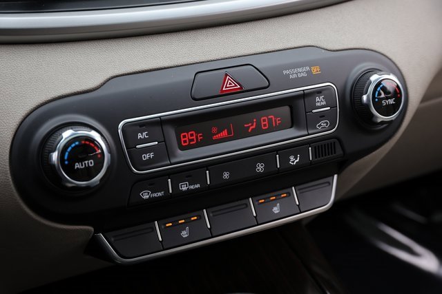 Used 2020 Kia Sorento EX image 31