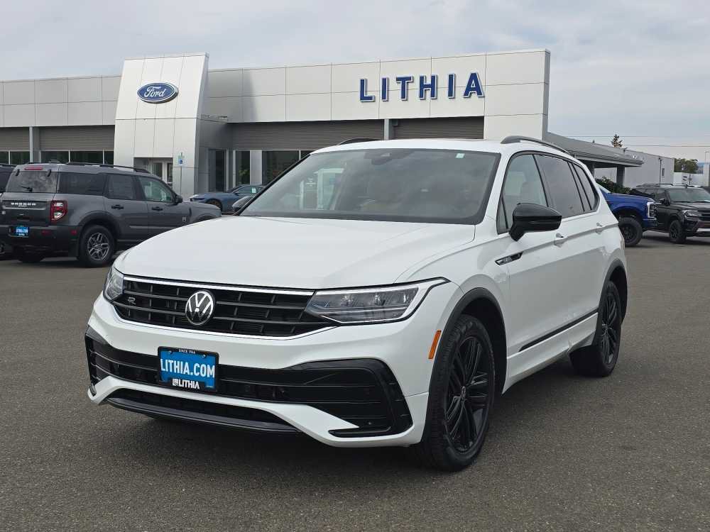 Used 2022 Volkswagen Tiguan SE R-Line