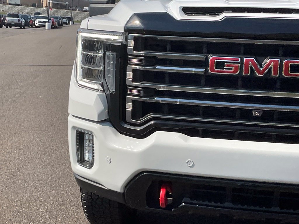 Used 2021 GMC Sierra 2500 AT4 w/ AT4 Premium Plus Package AWD/4WD image 2