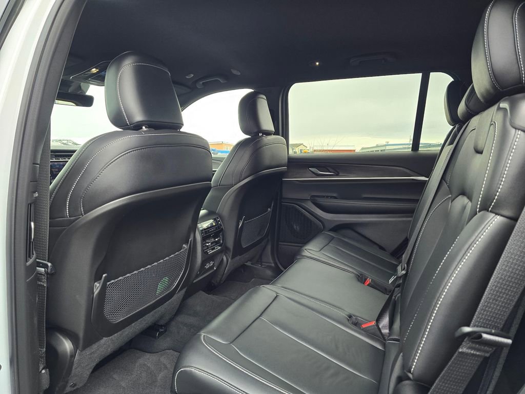 Used 2025 Jeep Grand Cherokee L Limited w/ Trailer Tow Package image 12