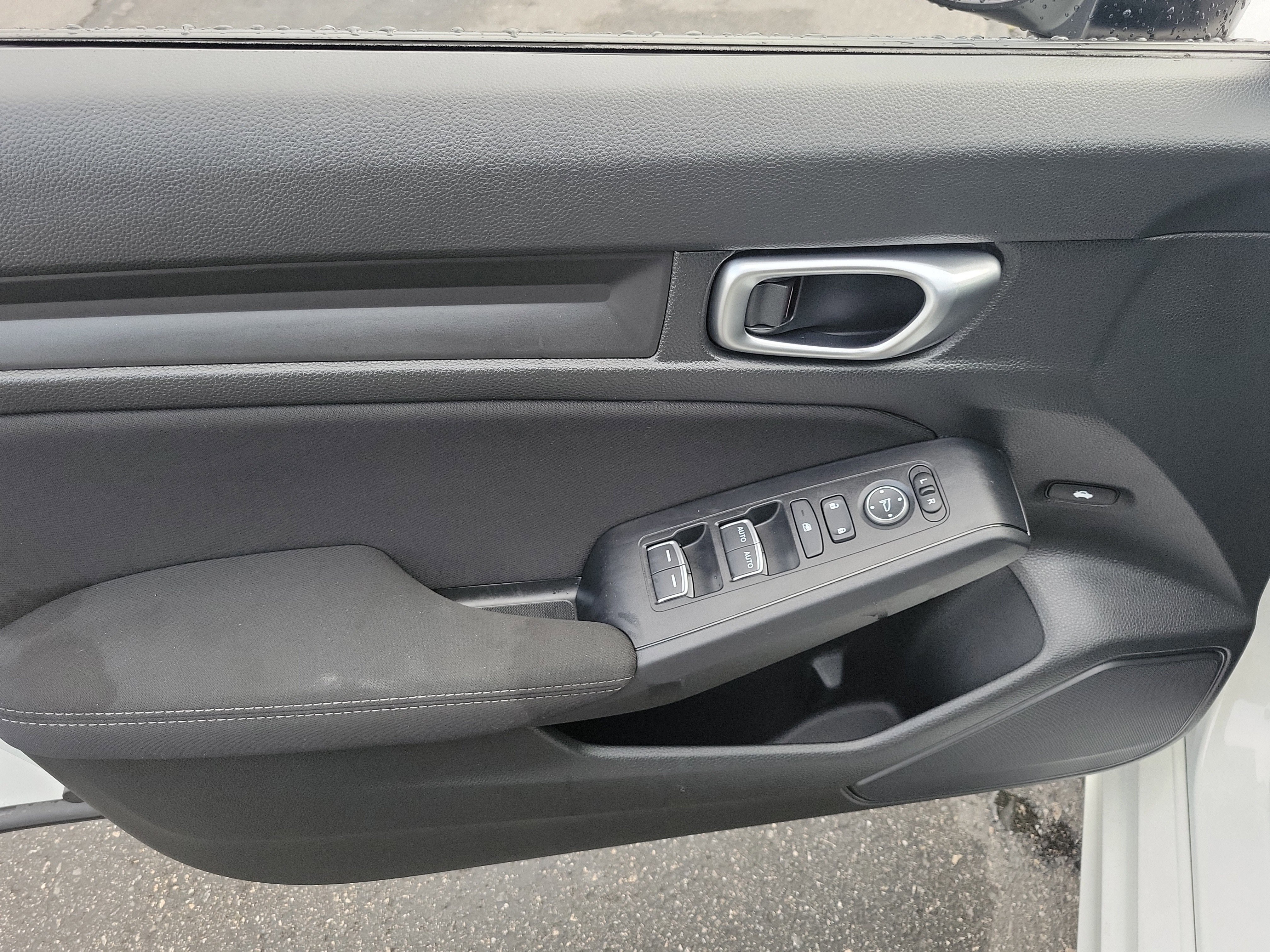 Used 2024 Honda Civic Sport image 9